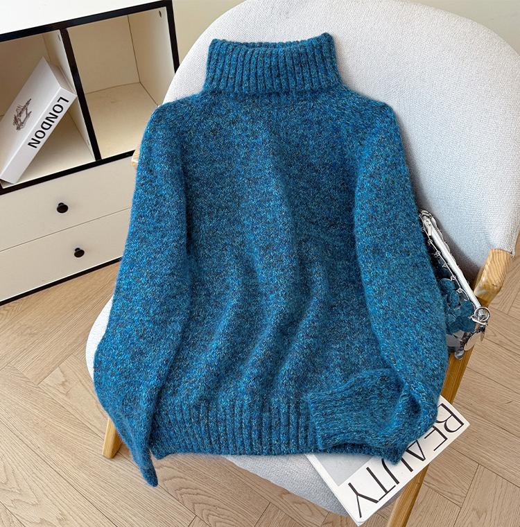 Women's Cloud Yarn Fluffy Knit Sweater