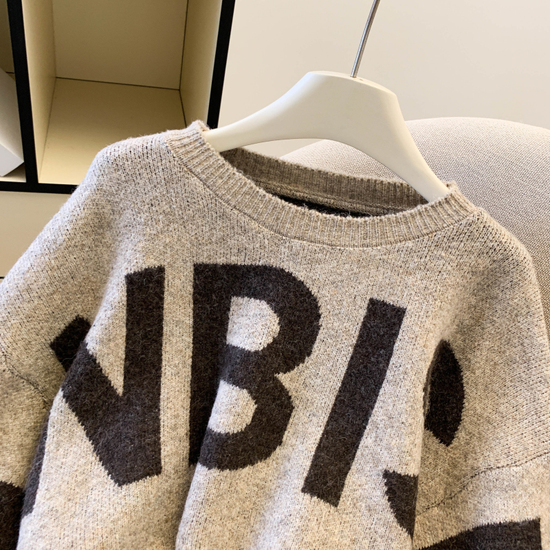 Women's Contrast Letter Jacquard Knit Sweater
