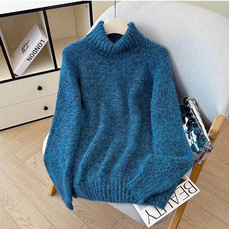 Women's Cloud Yarn Fluffy Knit Sweater