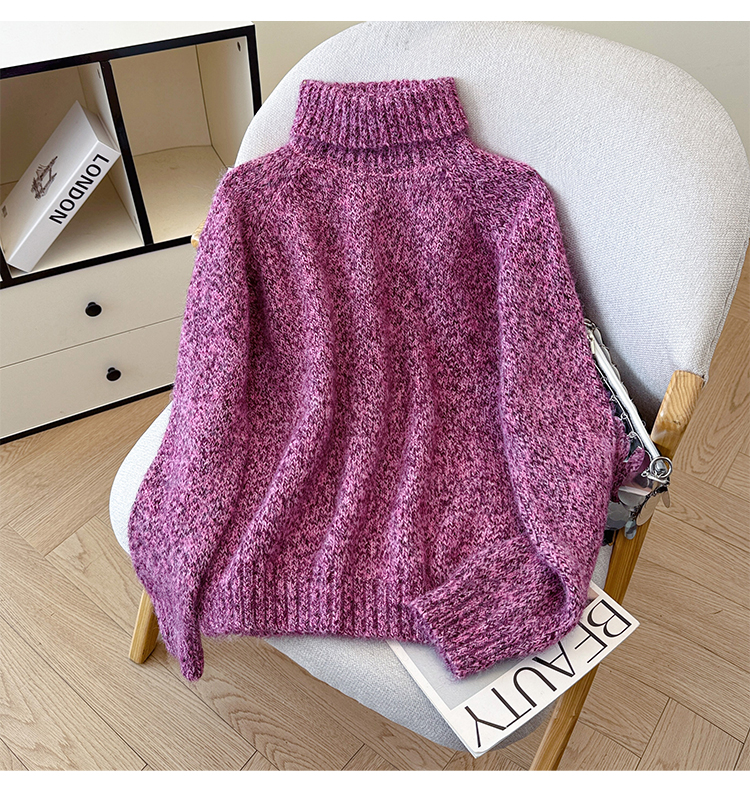 Women's Cloud Yarn Fluffy Knit Sweater