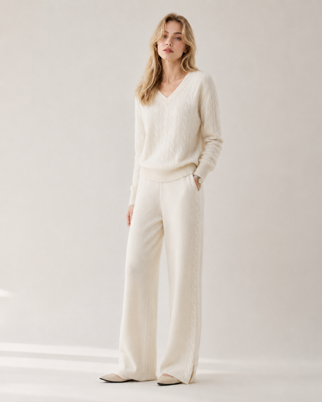 Women's Cashmere Blend Cable Knit Sweater