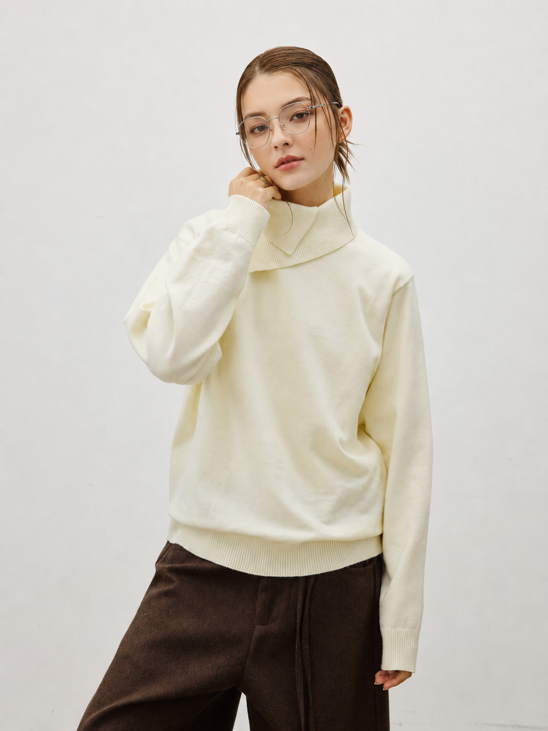 Unisex Wool Blend Stand Collar Knit Sweater