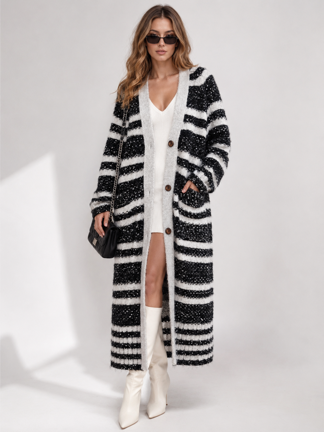 Women's Long Wool Blend Cardigan Coat with V Neck Wooden Buttons