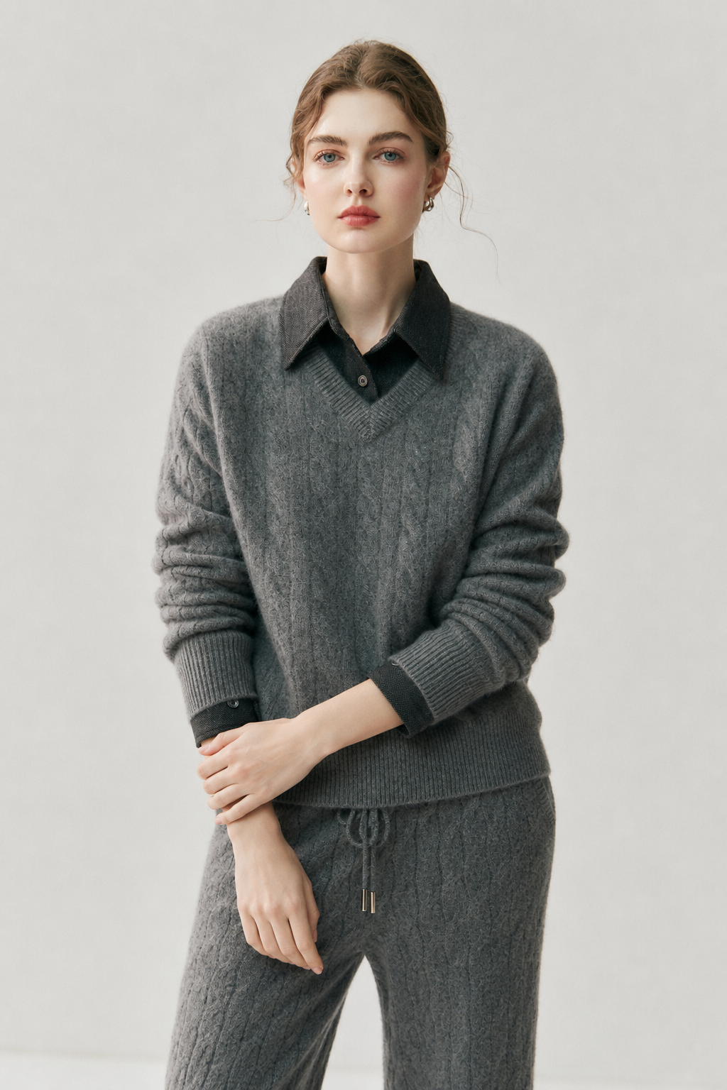 Women's Cashmere Blend Cable Knit Sweater