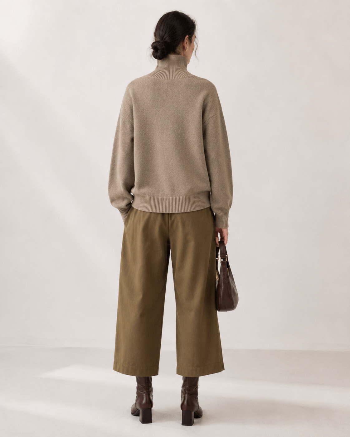 Women’s 100% Cashmere Turtleneck Sweater