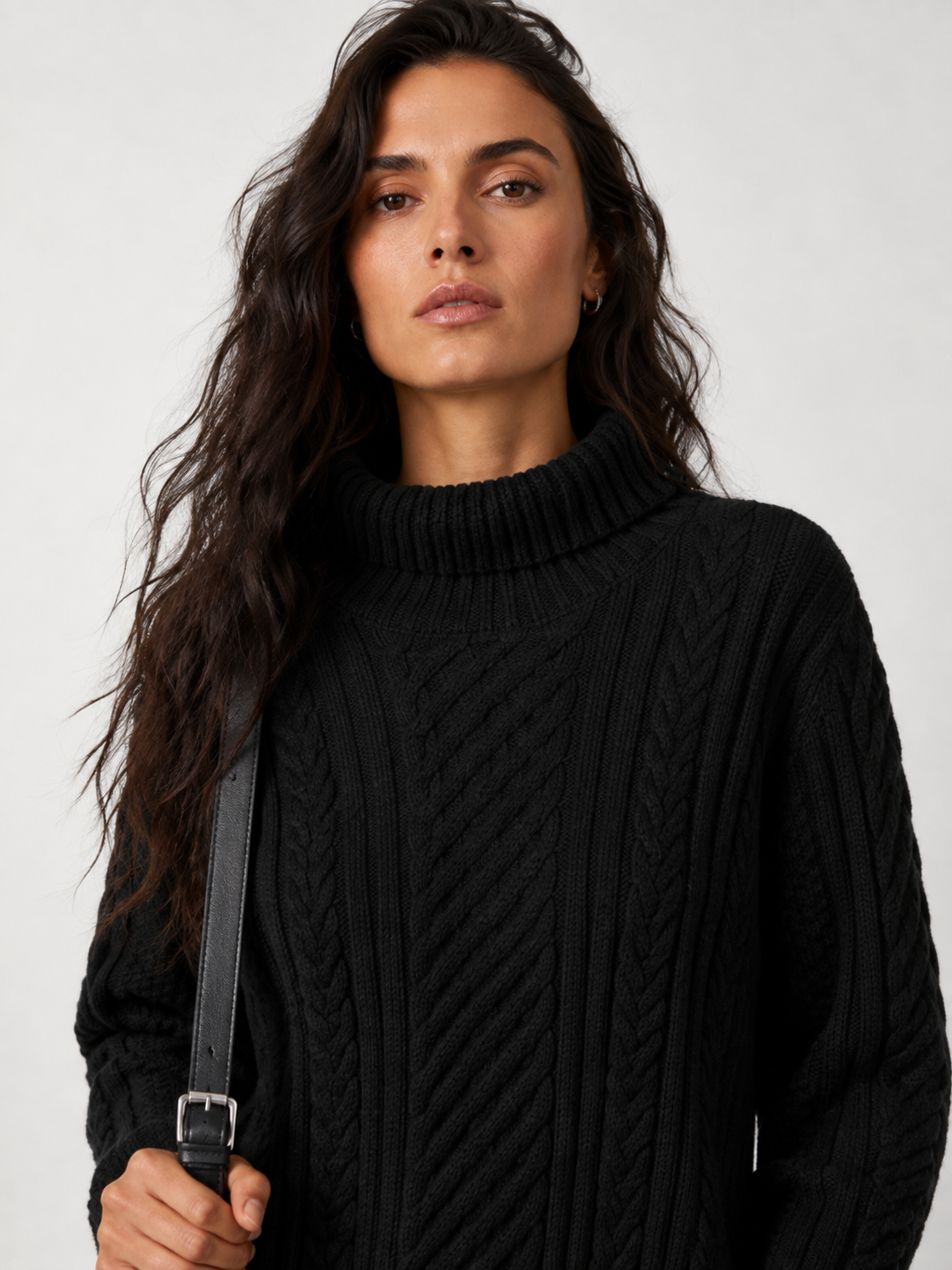 Women’s Thick Wool Blend Cable Knit Turtleneck Sweater