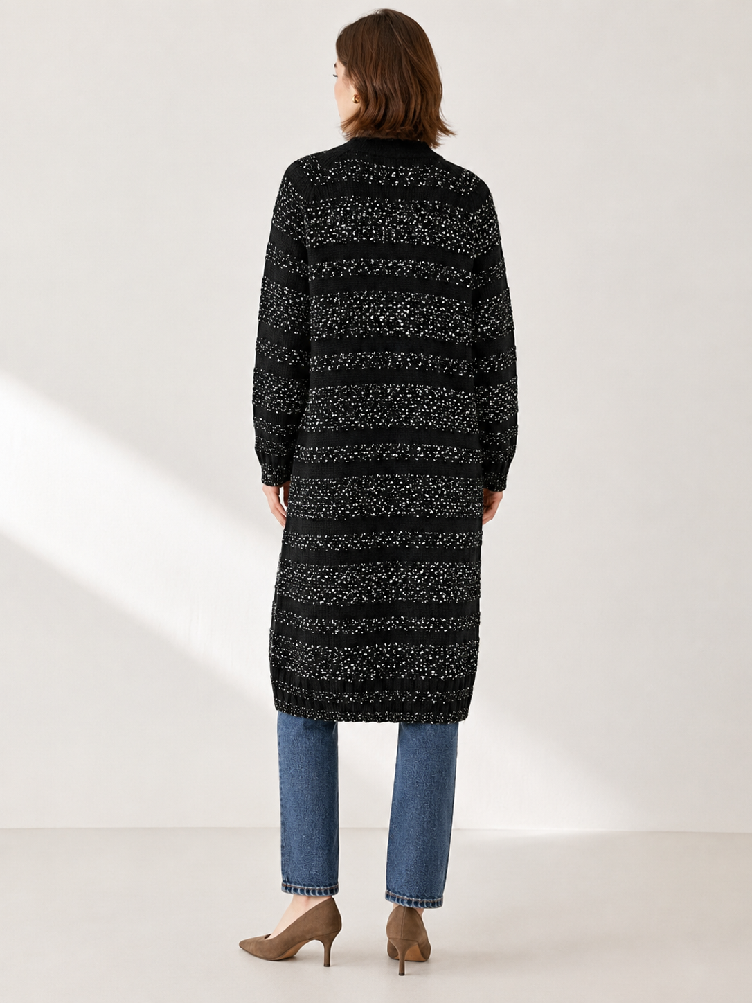 Women's Long Wool Blend Cardigan Coat with V Neck Wooden Buttons