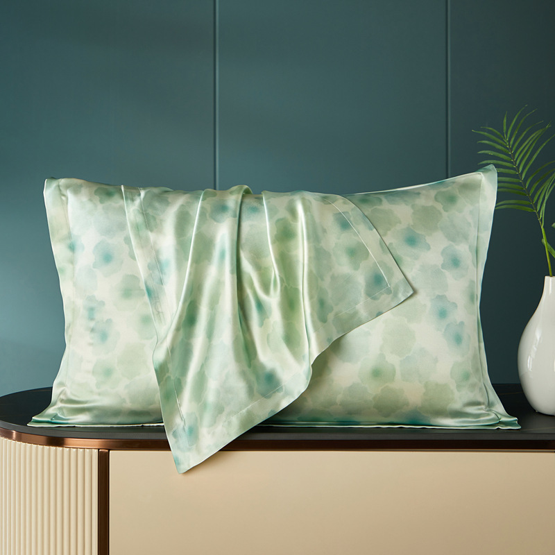 Premium 40 Momme Silk Pillowcase (Dual-Sided) | Front: 6A Mulberry Silk, Back: Polyester | Anti-Aging Beauty Sleep Cover (48x74cm)