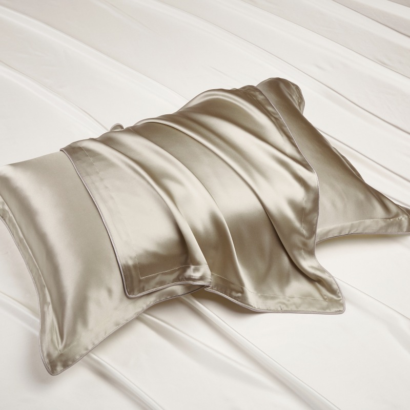 Luxury 40 Momme Silk Beauty Pillowcase - 100% Mulberry Silk Front for Hair & Skin Care (Single)