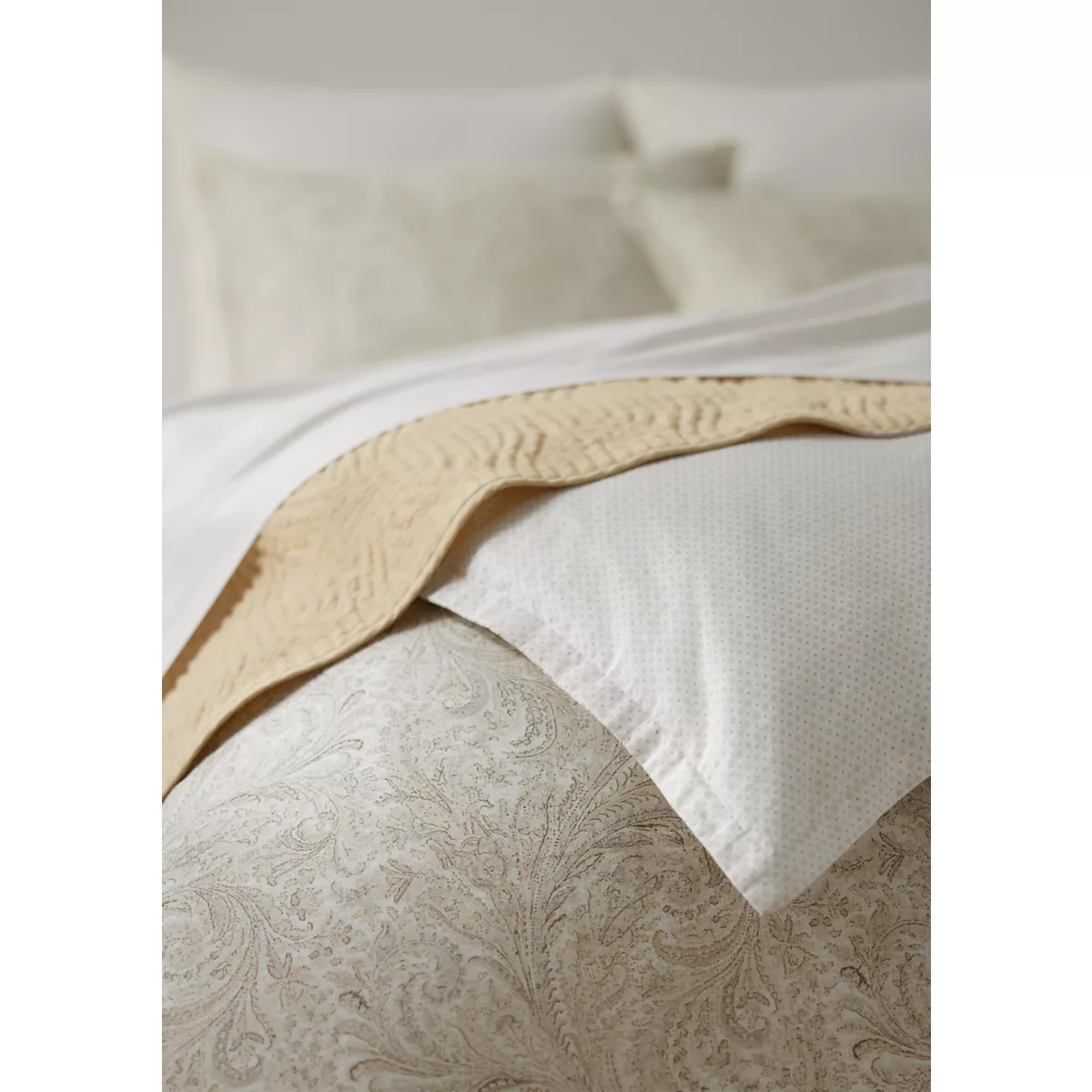 Marah Paisley Cotton Percale Full/Queen Comforter Set - 2