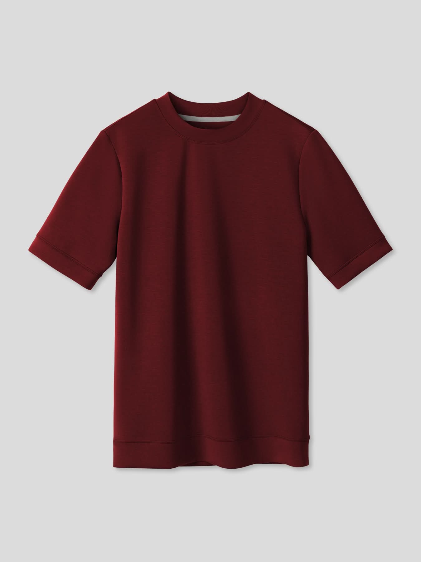 Modal Blend de manga corta Tee:de corte entallado