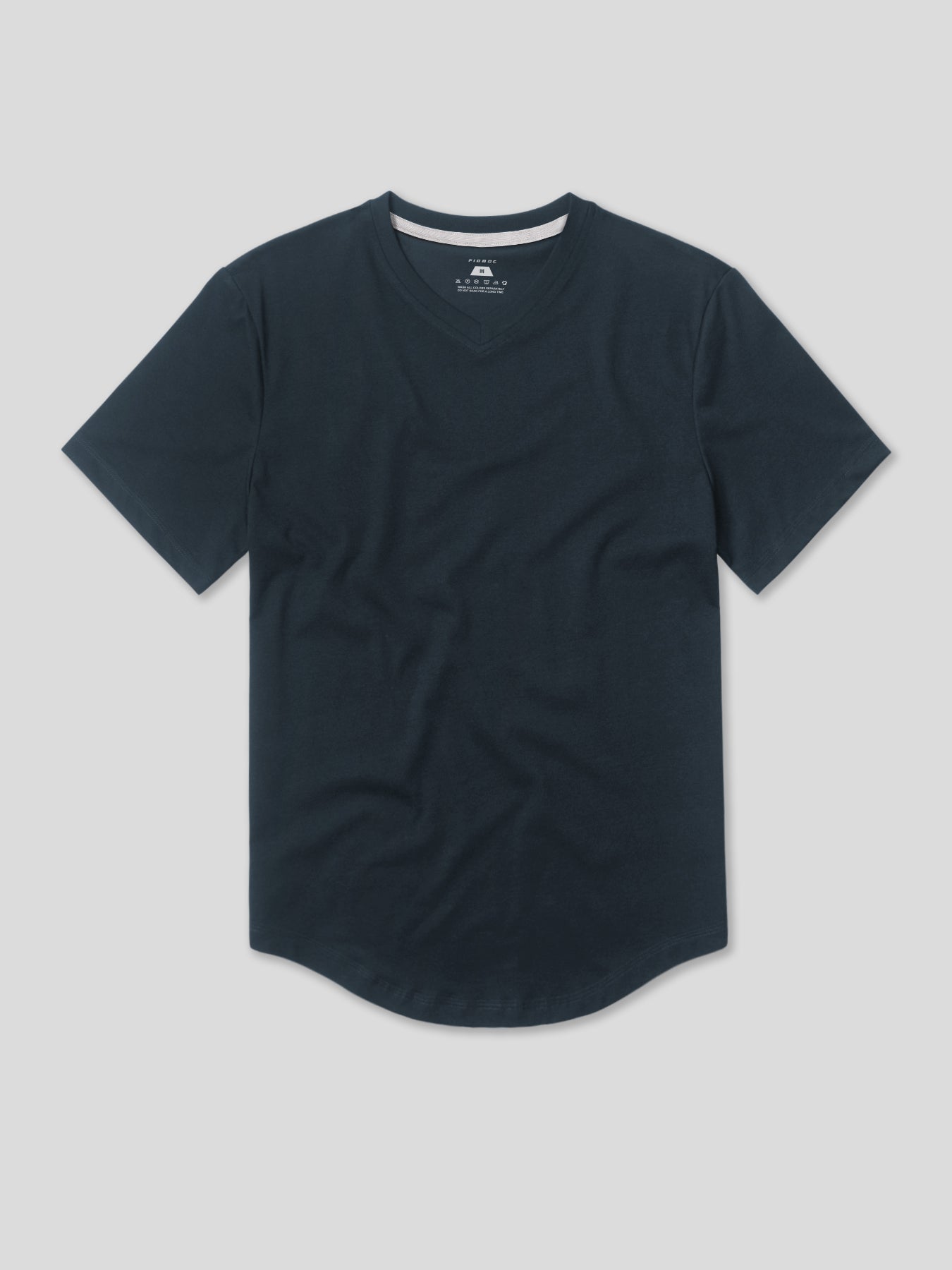 StayCool 2.0 V-neck Elongated Tee: clásico Fit