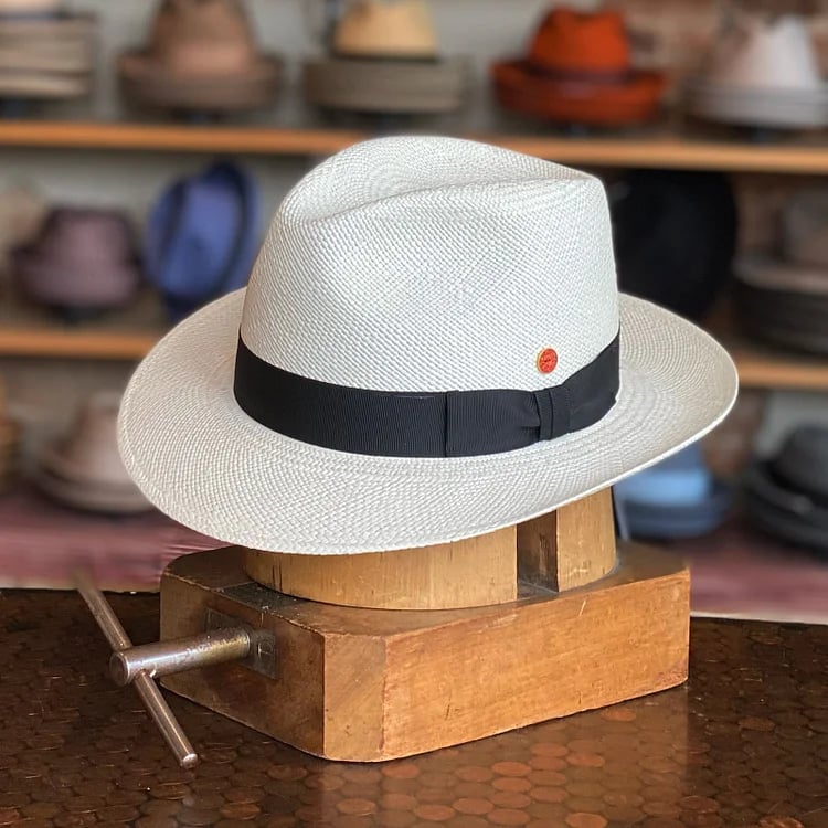 Can be rolls up for packing -Handmade Panama HatAlbenga