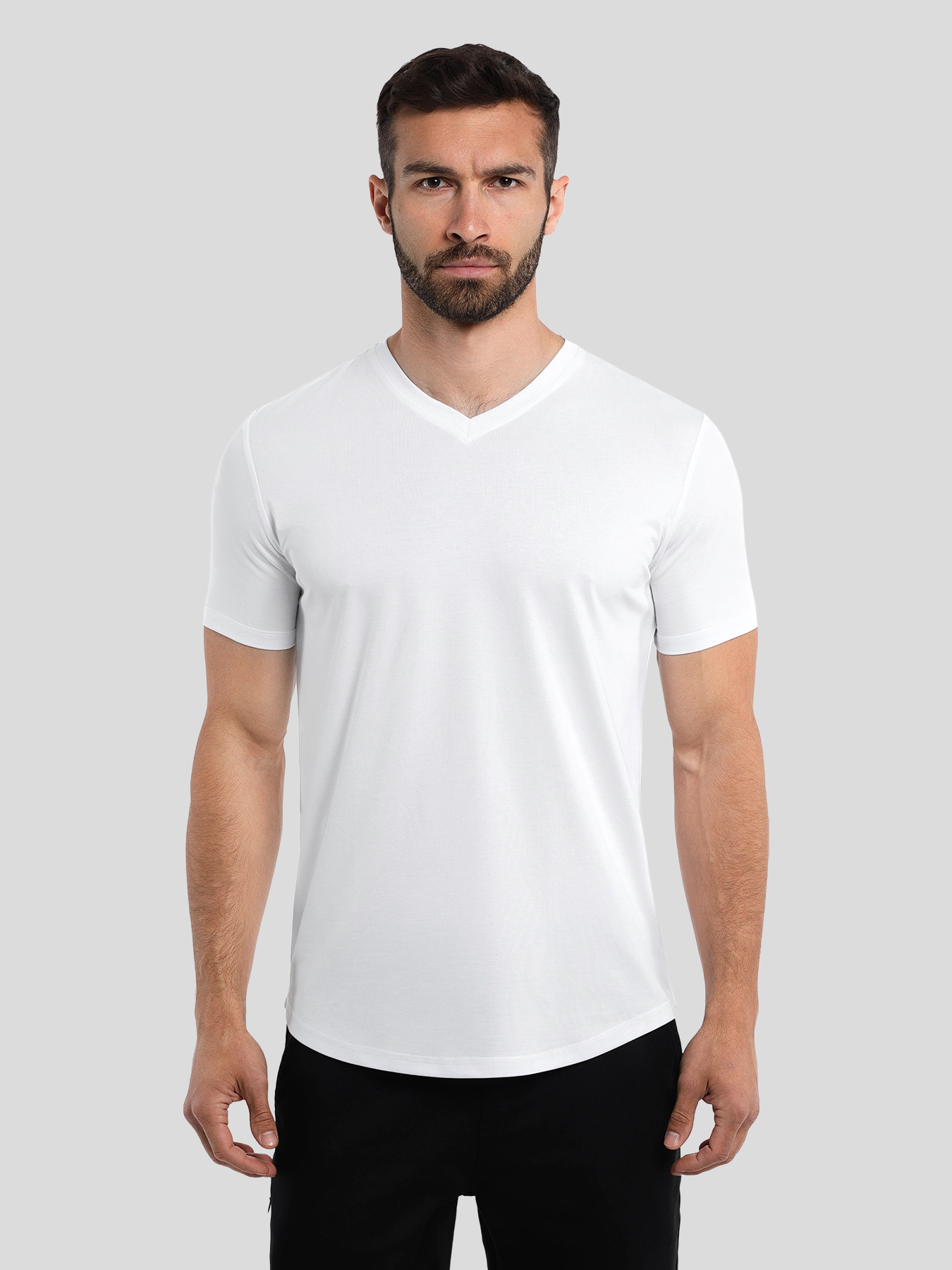 StayCool 2.0 V-neck Curve-Hem Tee: de corte entallado