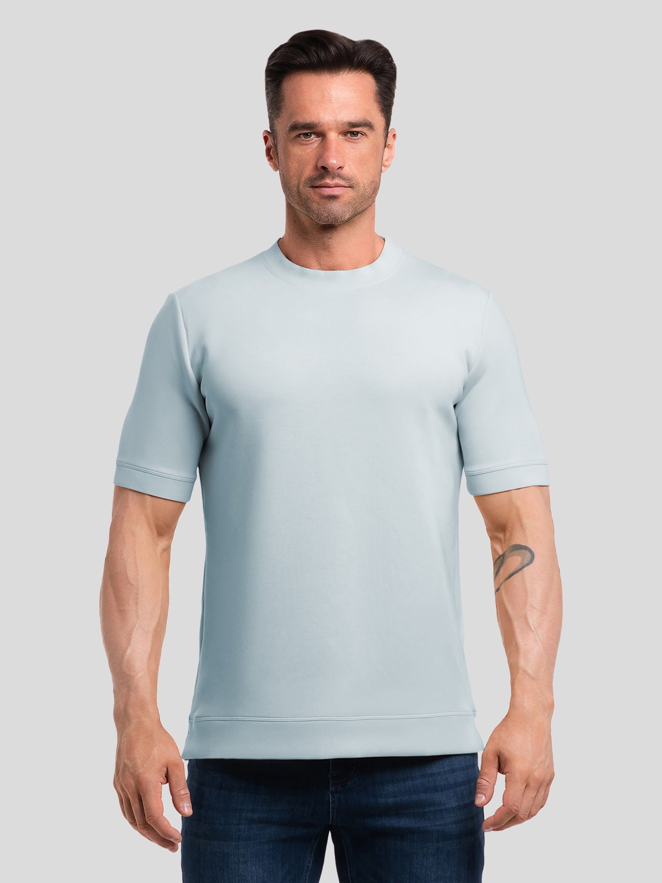 Modal Blend de manga corta Tee:de corte entallado