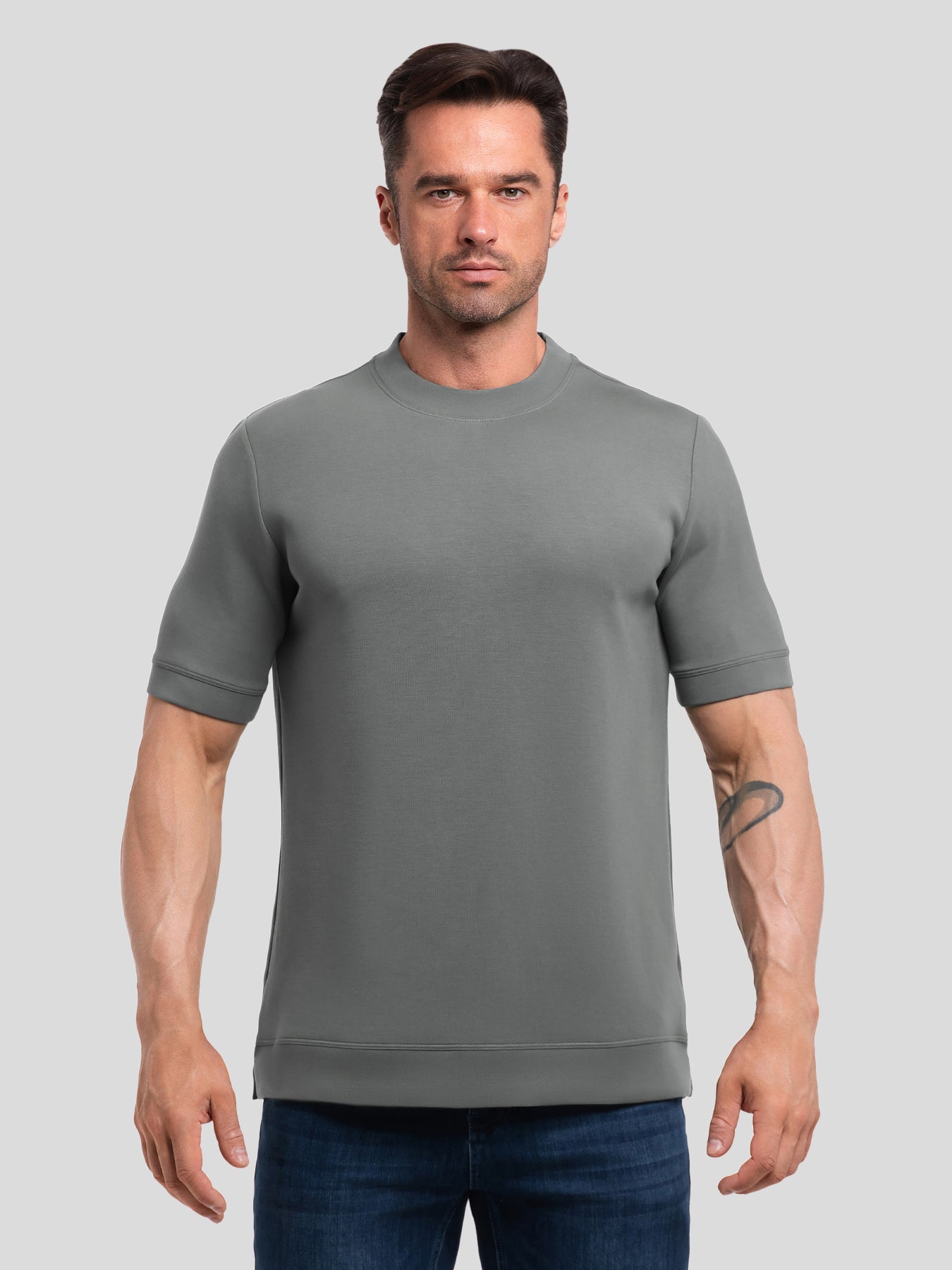 Modal Blend de manga corta Tee:de corte entallado