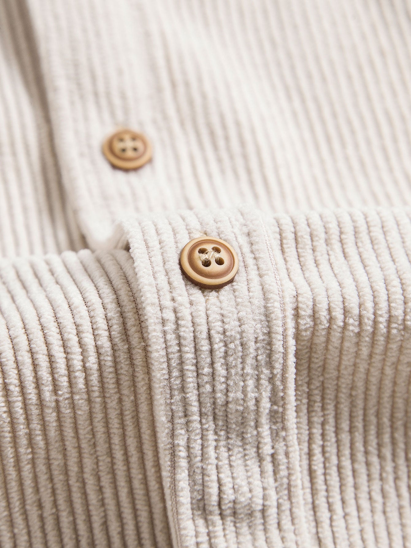 Camisa Corduroy Button Up de manga corta
