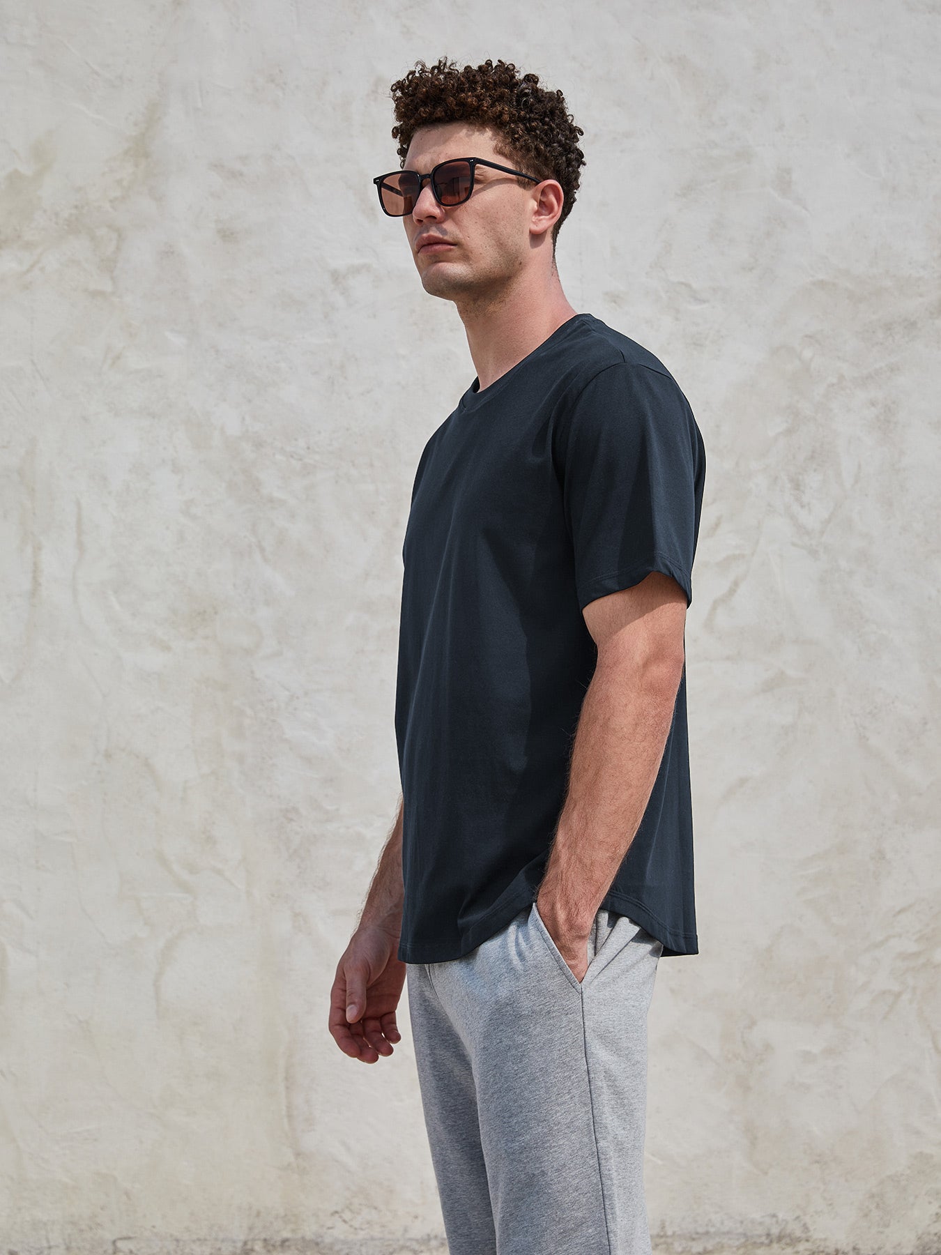 StayCool 2.0 Curve-Hem Tee: clásico Fit