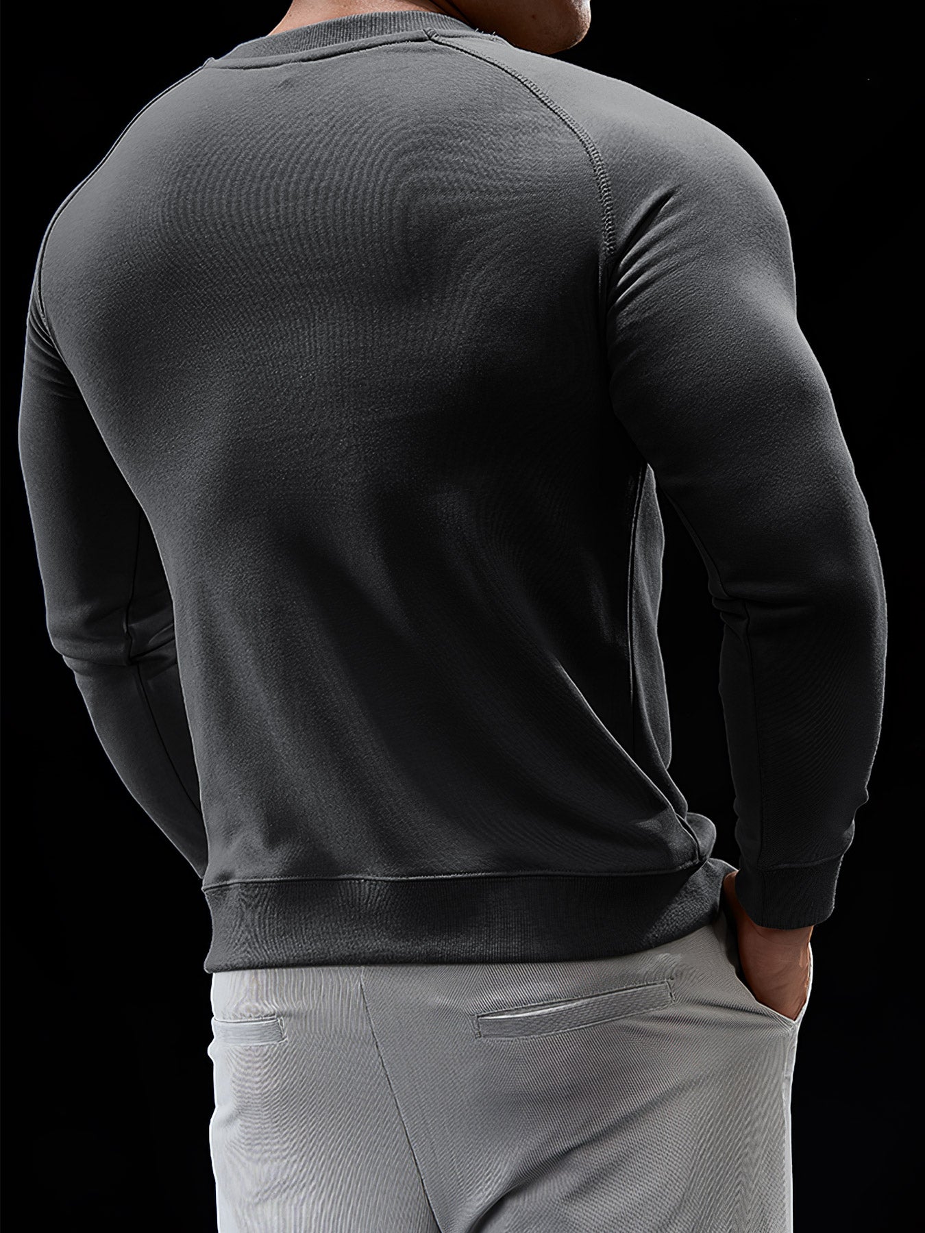 Sudadera CozySpacer cuello redondo