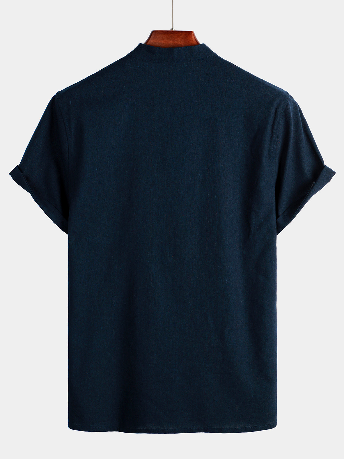 De color sólido Stand Collar Half Button Pocket Froncamiseta para hombre