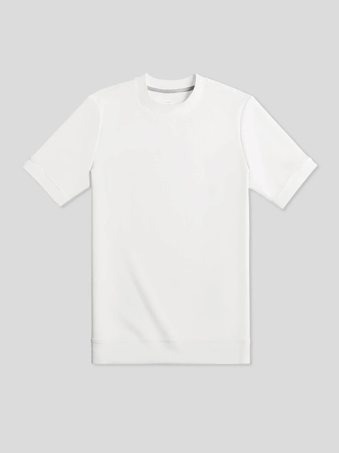 Modal Blend de manga corta Tee:de corte entallado