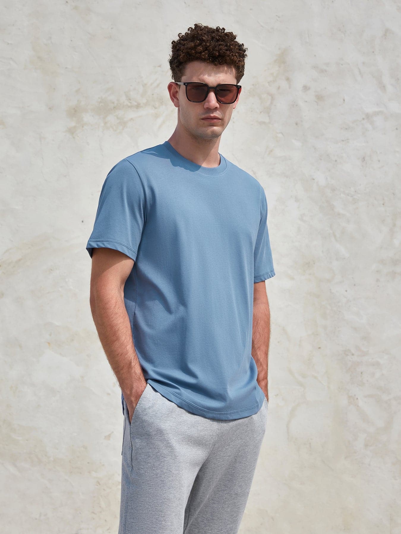 StayCool 2.0 Curve-Hem Tee: clásico Fit