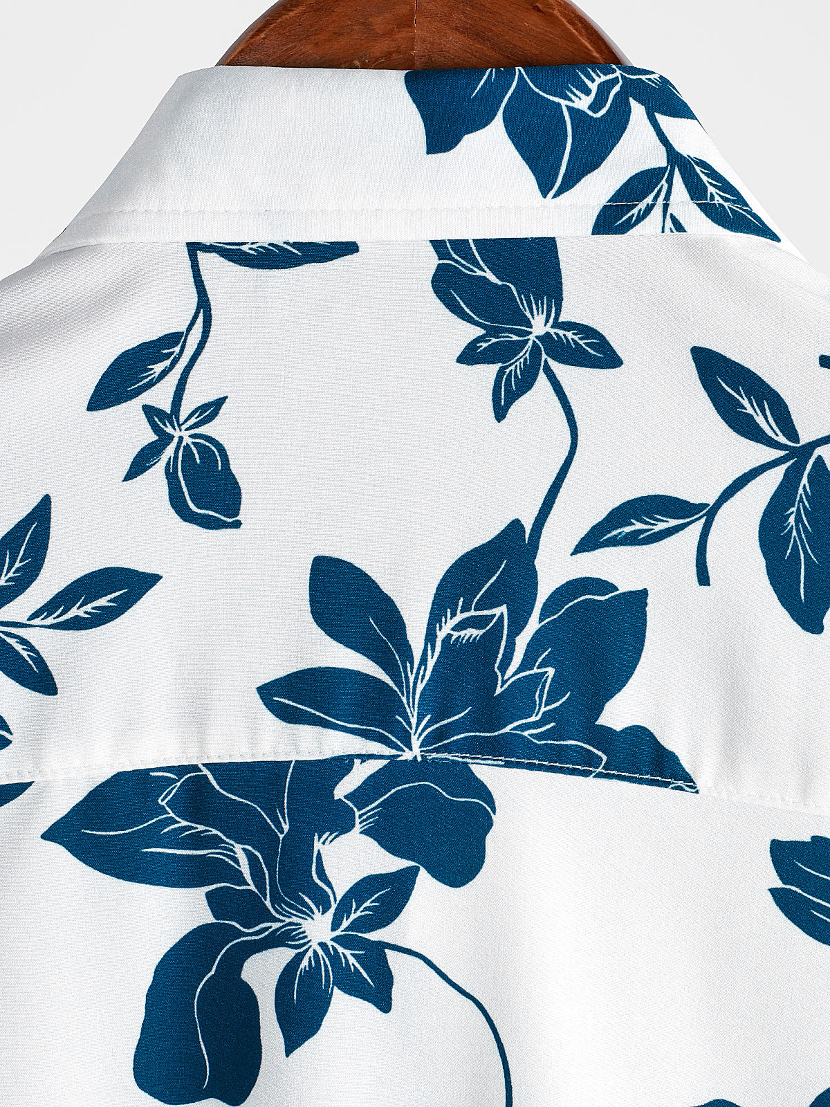 Camisa Blue floral Summer Holiday Button Up de manga corta para hombre