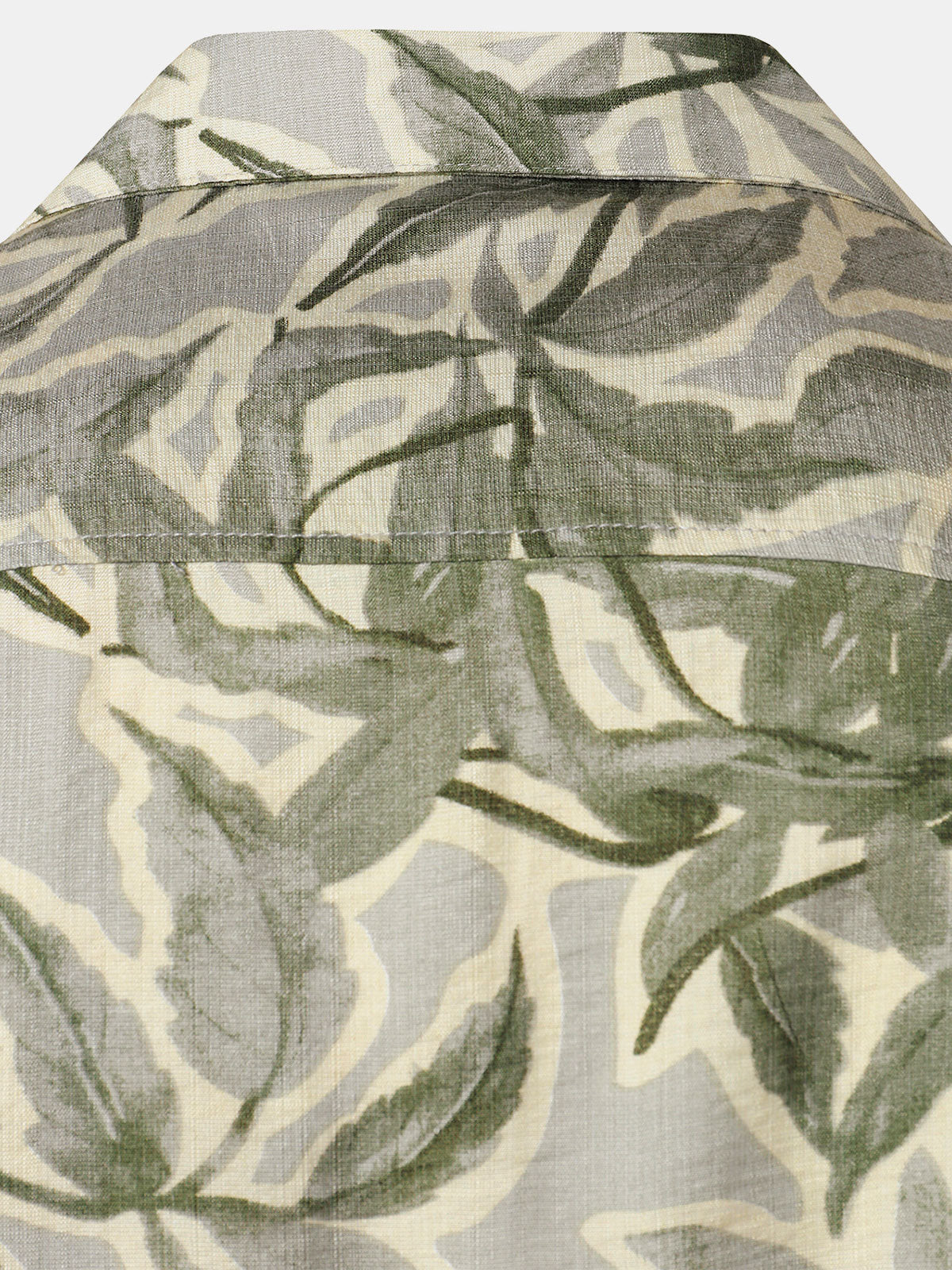 Camisa Green Tropical estampado Pocket Resort de manga corta para hombre