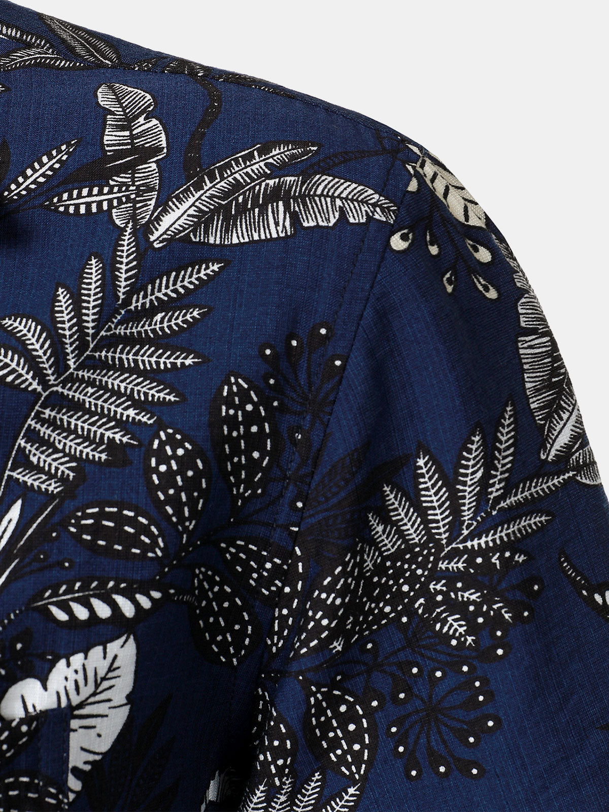 Camisa Navy Blue Tropical Leaf estampado casual Hawaiian para hombre