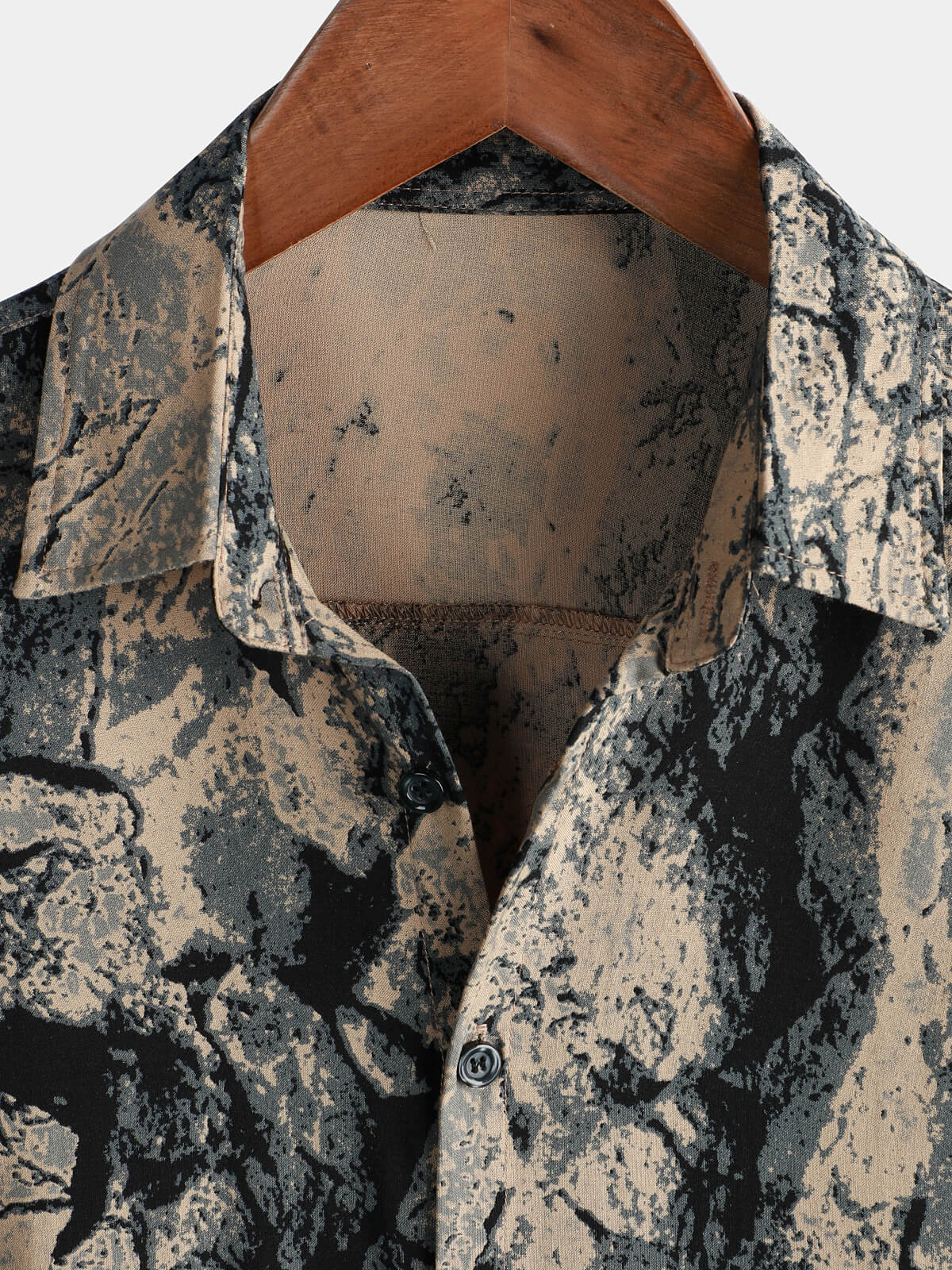 Camisa Khaki retro Art estampado casual de manga corta Button Up para hombre