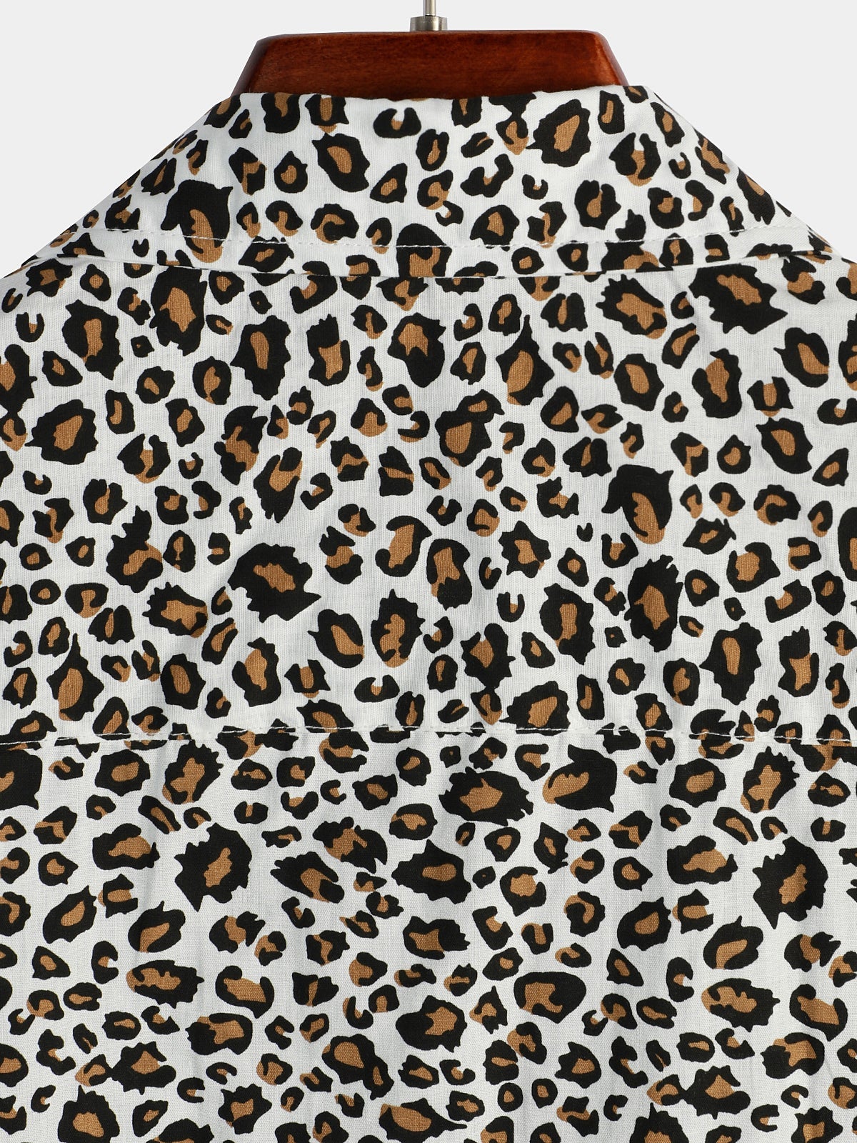 Camisa Rock Leopard estampado de manga corta para hombre