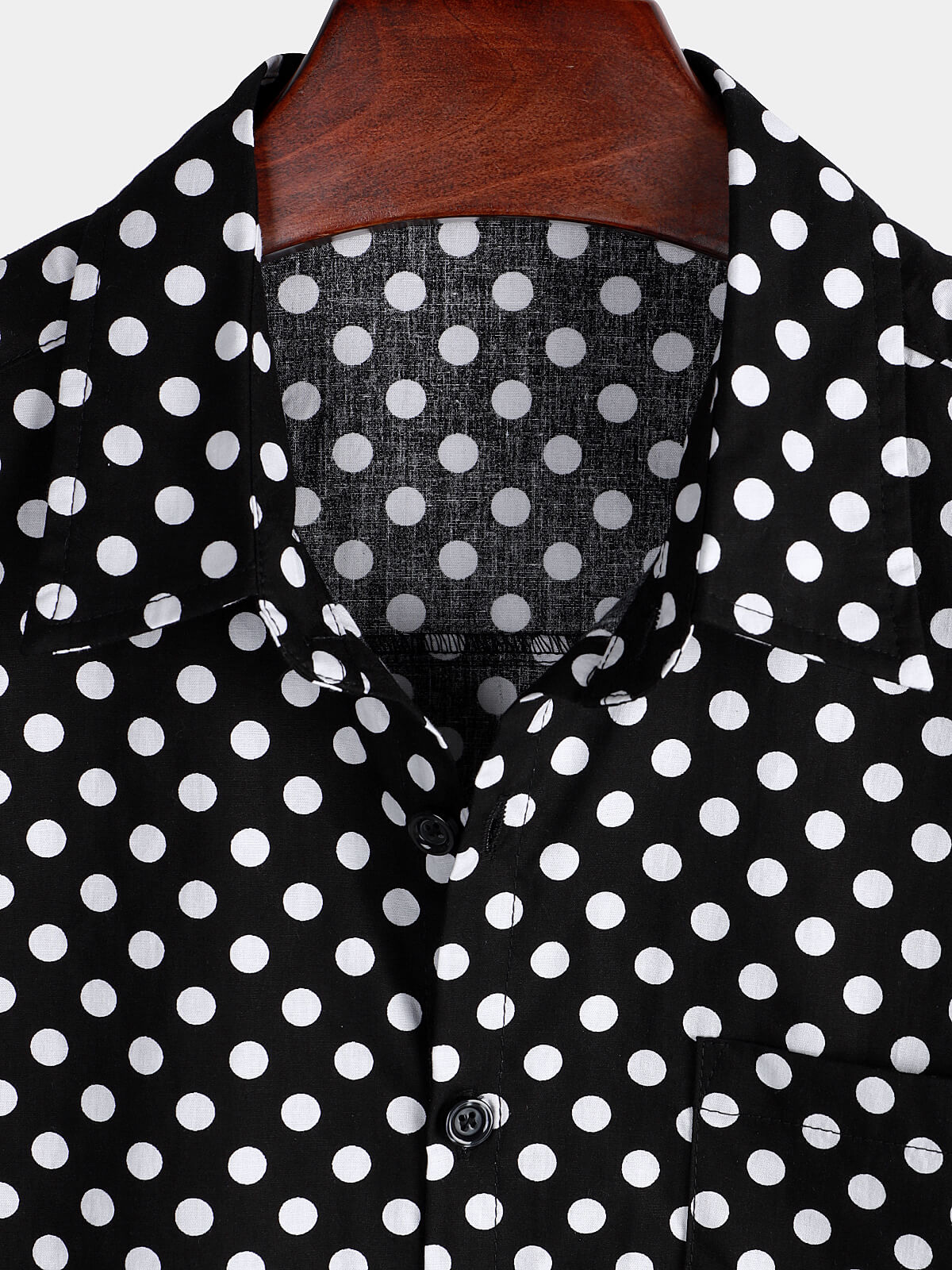 Camisa de algodón casual Polka Dot Summer Black Pocket de manga corta para hombre