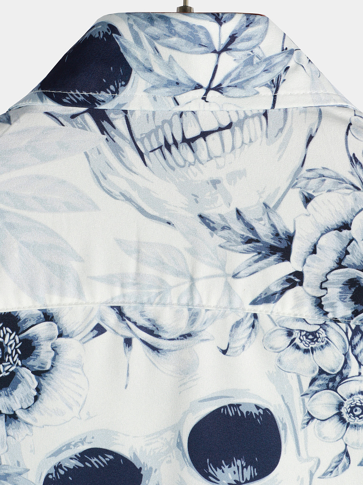 Camisa Skull floral estampado casual Lapel Button de manga corta para hombre