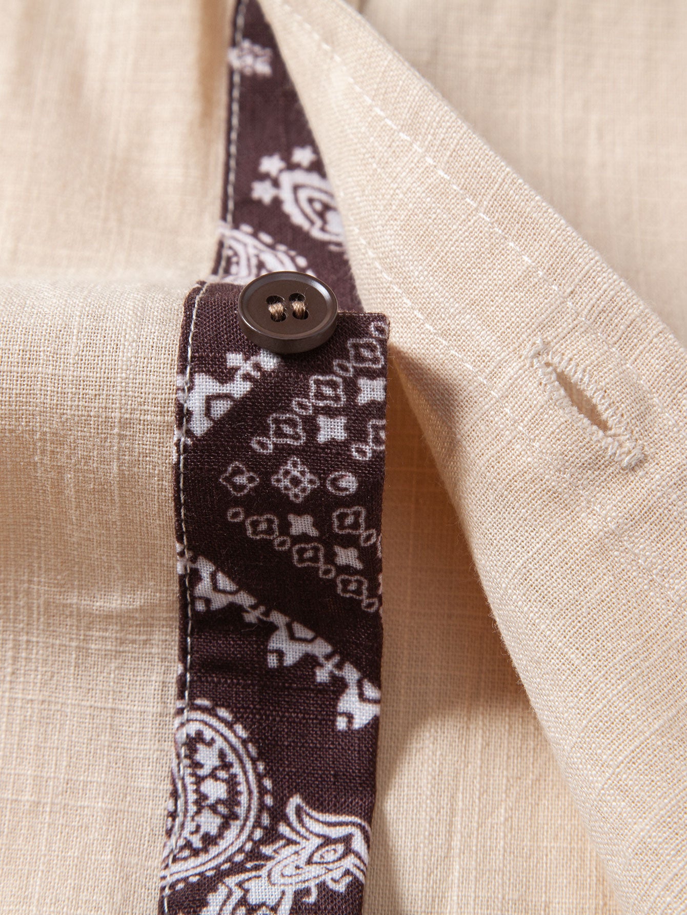 Camisa Contrast Paisley estampado de lino Look