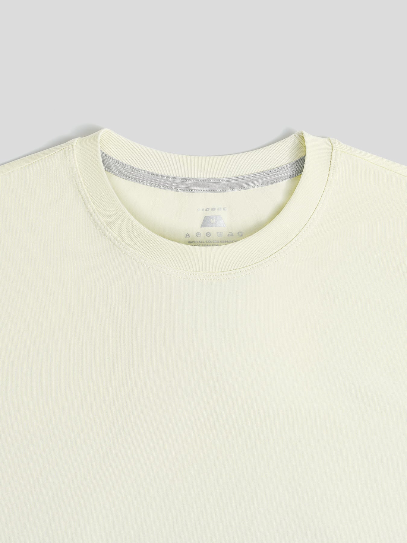 StayCool 2.0 clásico Fit Curve-Hem Tee: 2024 New Colors
