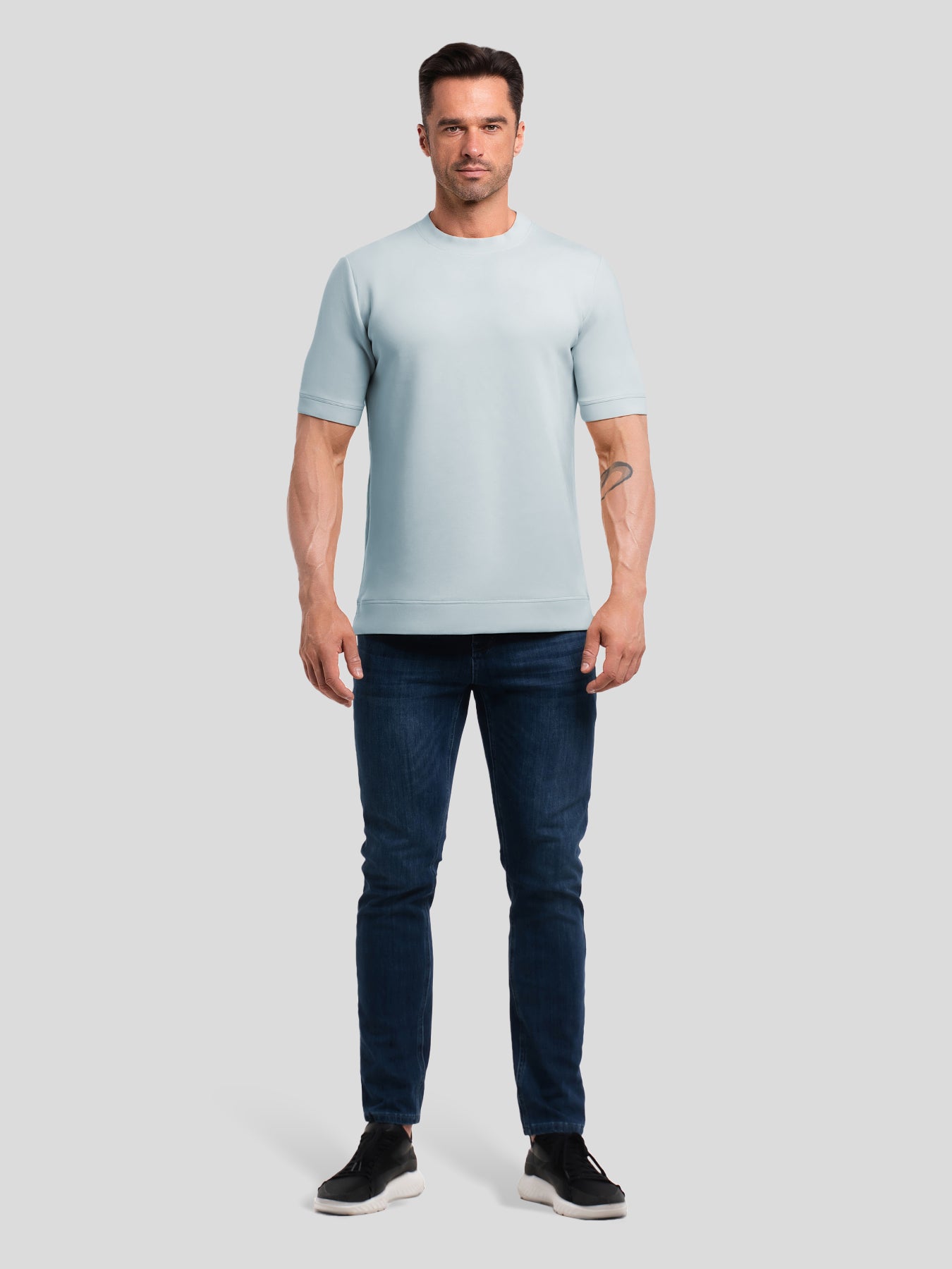Modal Blend de manga corta Tee:de corte entallado