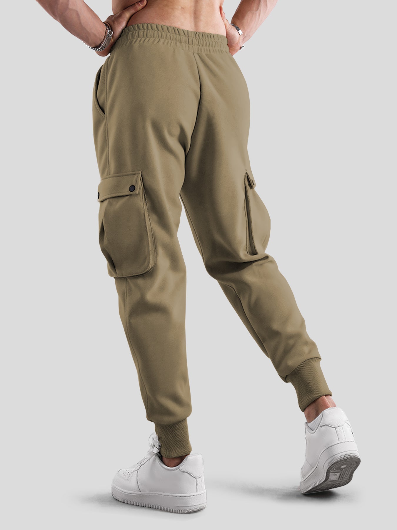 Weekend Performance Cargo bolsillo Jogger