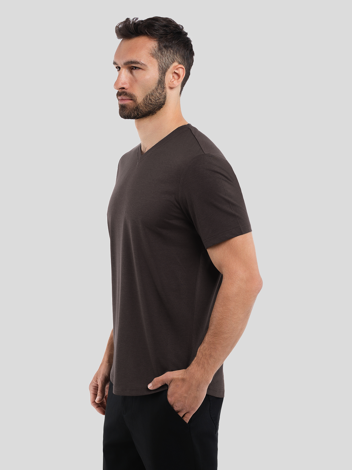 StayCool 2.0 V-neck Curve-Hem Tee: de corte entallado