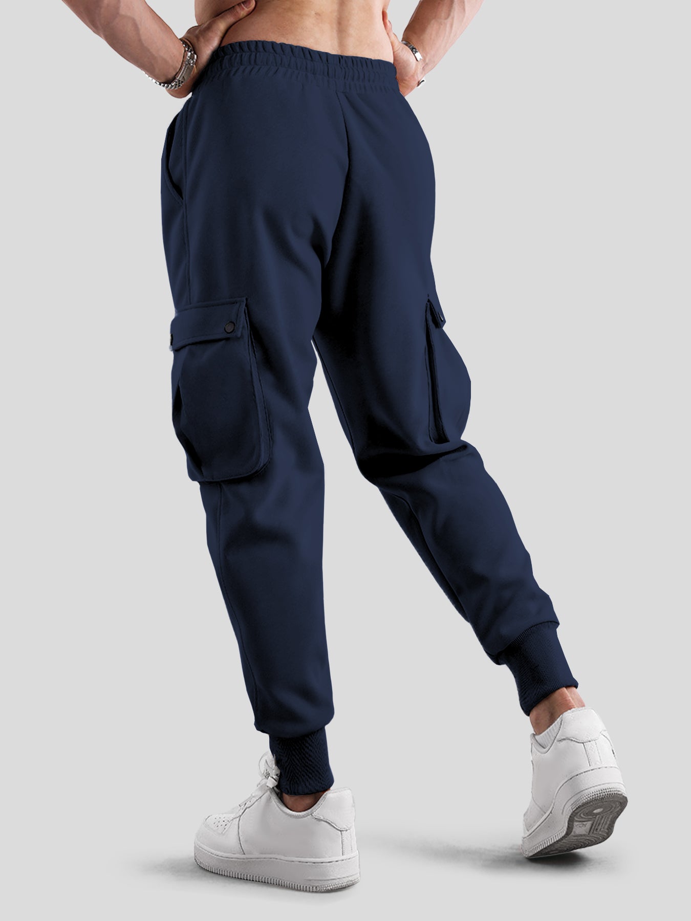 Weekend Performance Cargo bolsillo Jogger