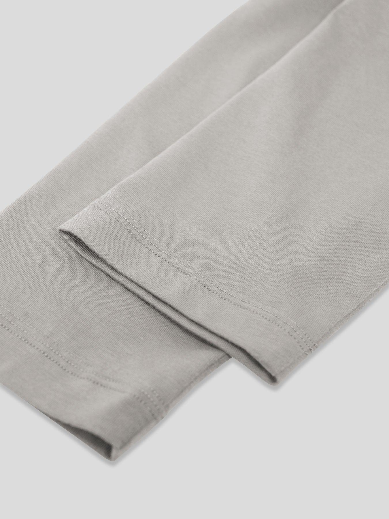 CloudWear 2.0 Split-Hem de manga larga Tee: de corte entallado