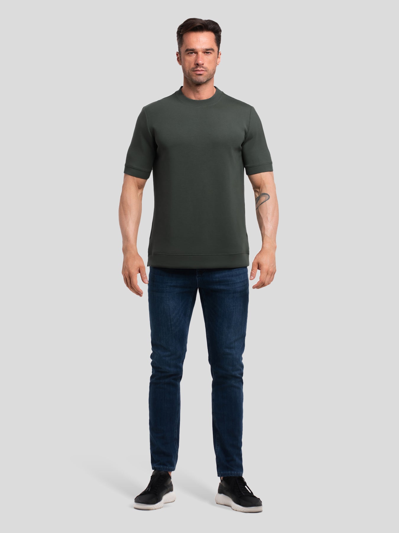 Modal Blend de manga corta Tee:de corte entallado