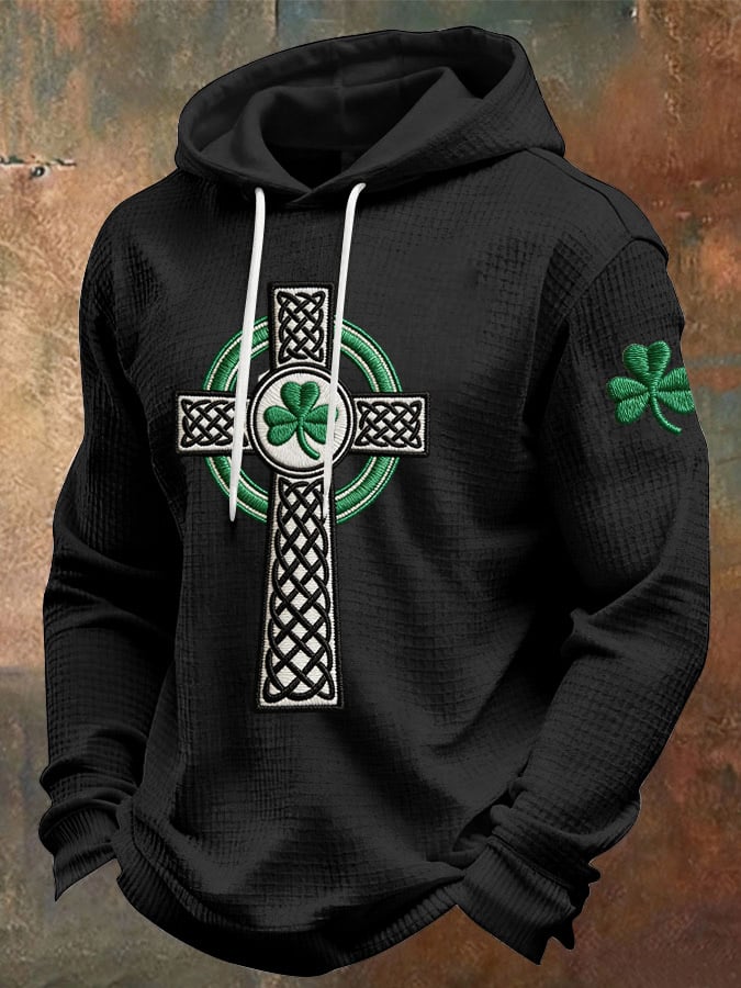Sudadera St. Patrick's Day estampado con gorrasucha para hombre
