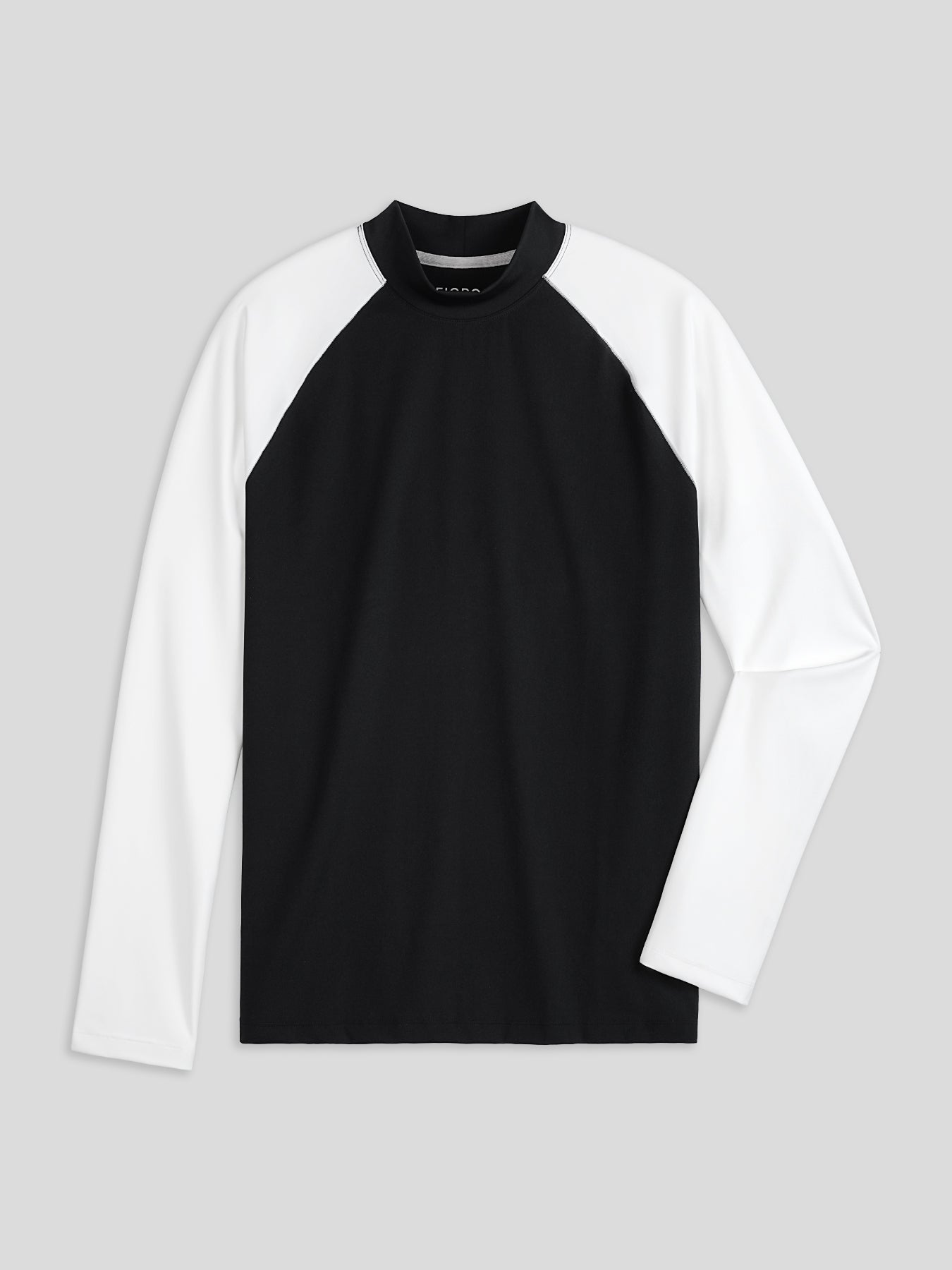 SmoothBlend Contract Color Mock Neck de manga larga Tee