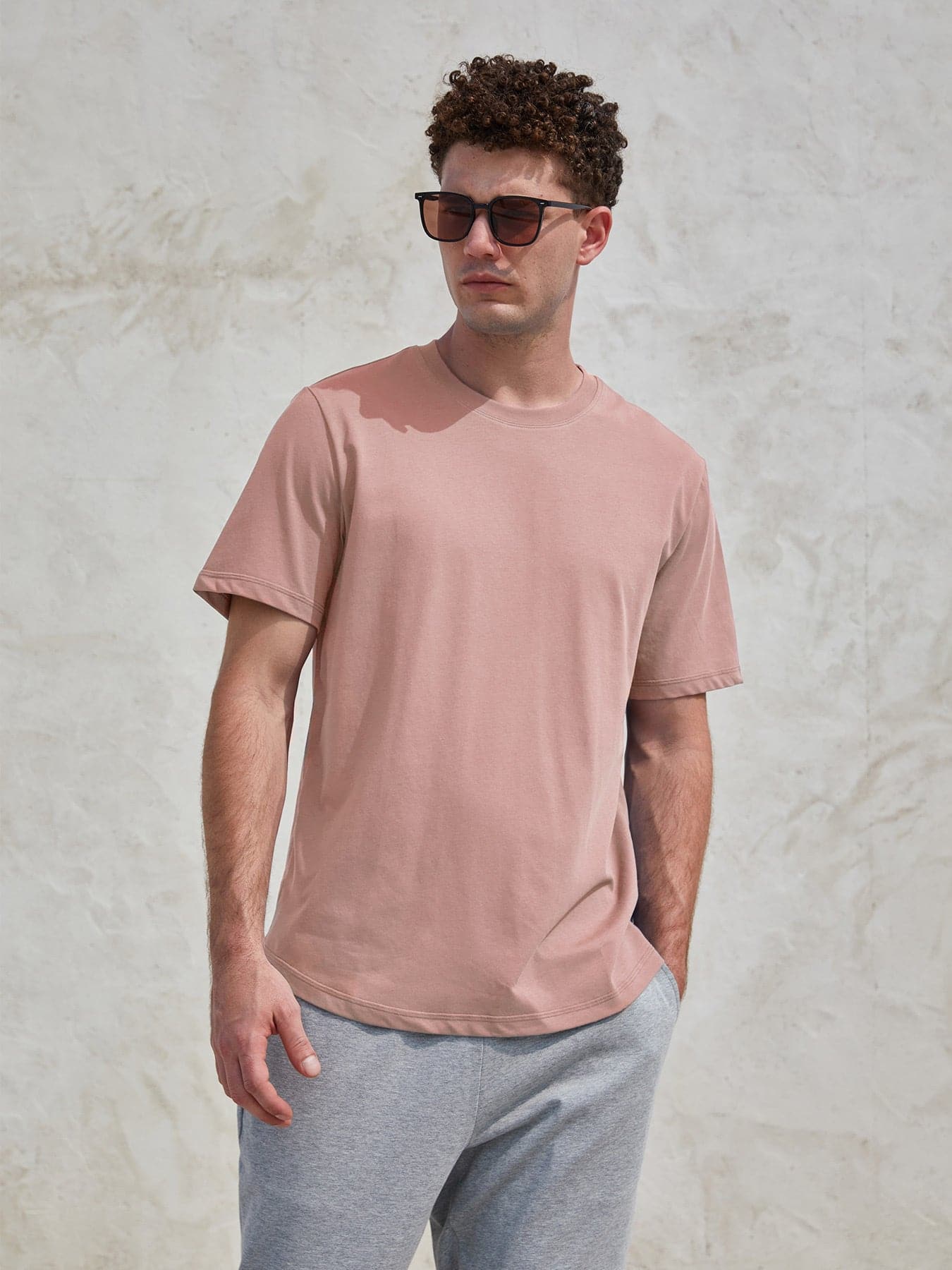 StayCool 2.0 Curve-Hem Tee: clásico Fit