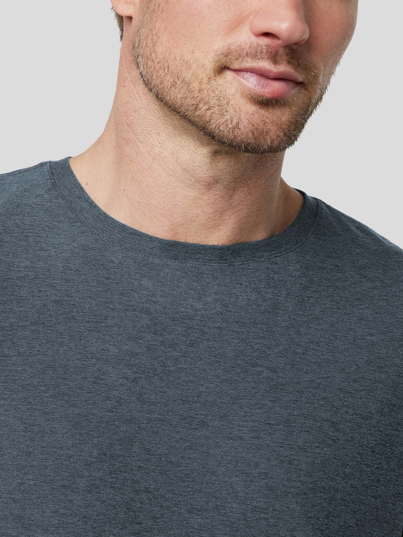 Velou cuello redondo Tee