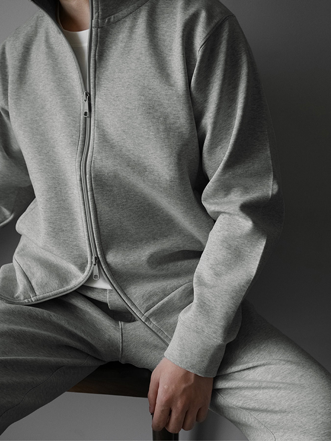 Sudadera CozySpacer Full Zip con gorrasucha