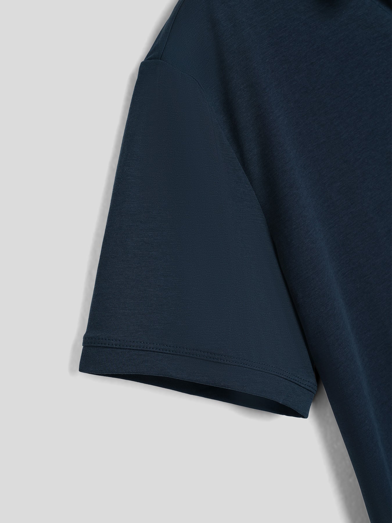 StayCool 2.0 de corte entallado Curve-Hem Polo: 2024 New Style