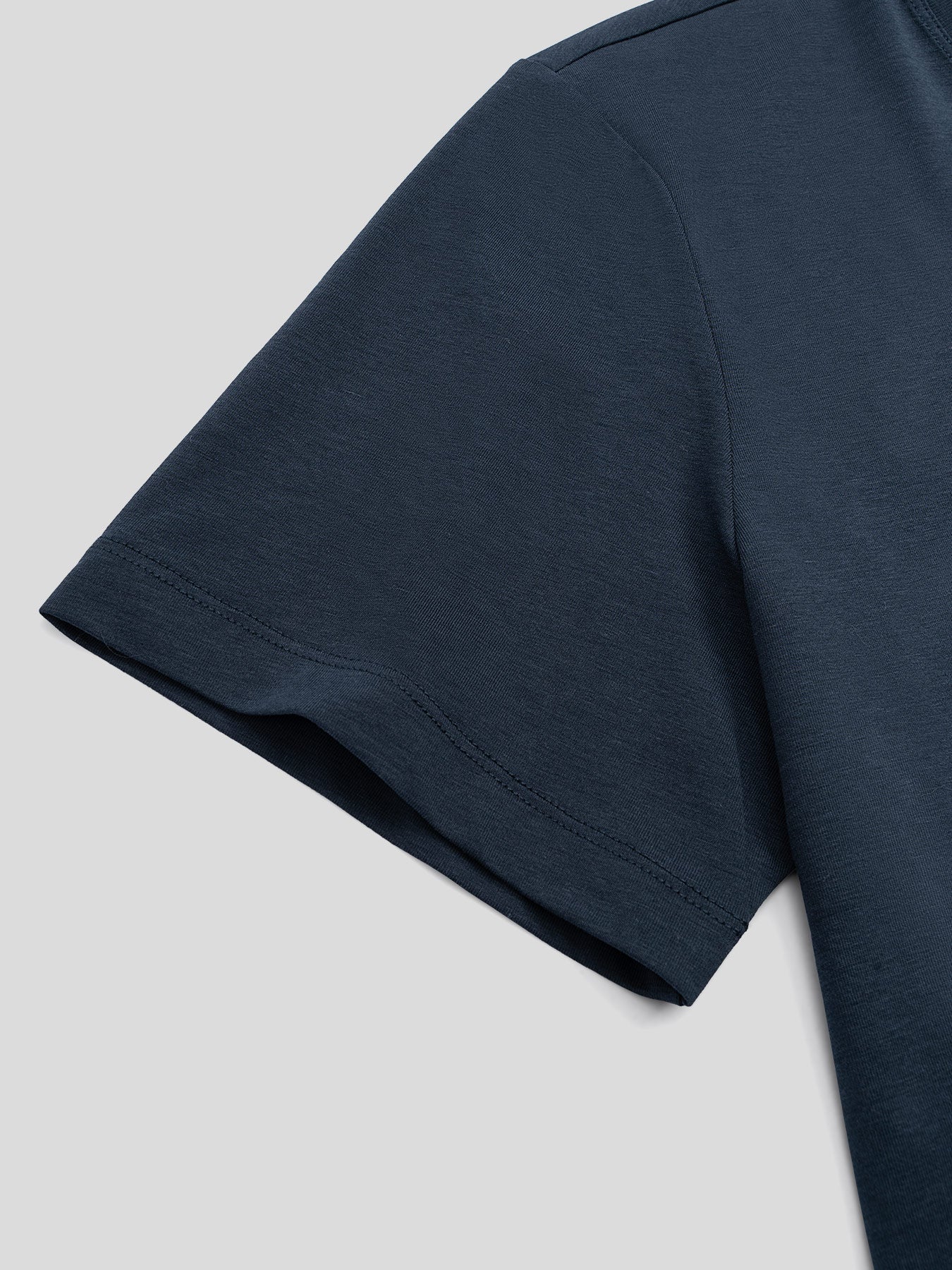 Camisa StayCool 2.0 de corte entallado Henley