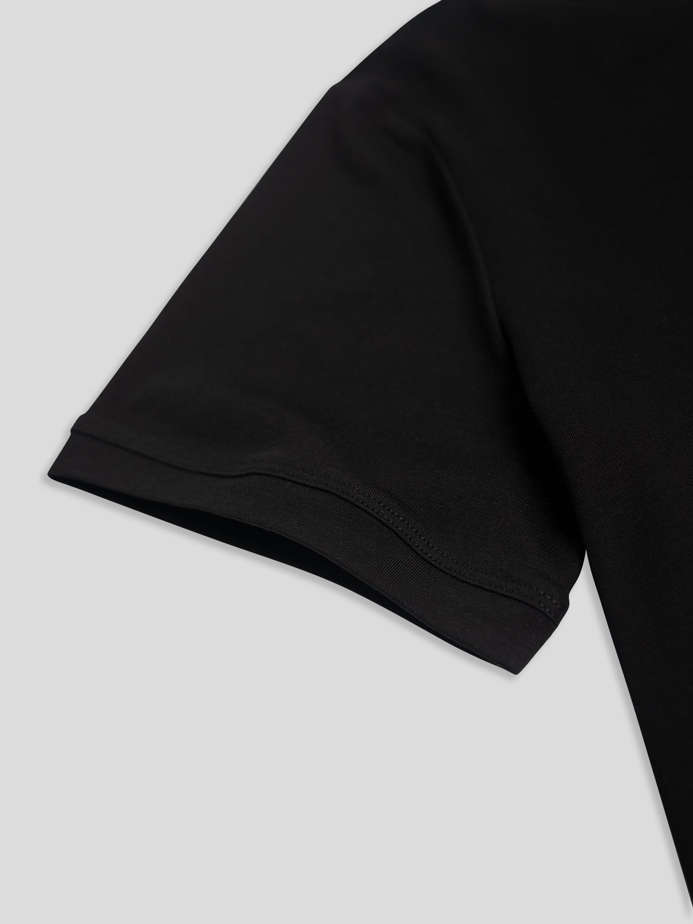 StayCool 2.0 de corte entallado Curve-Hem Polo: 2024 New Style