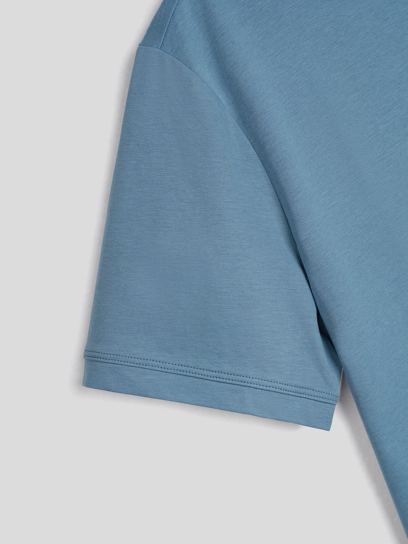StayCool 2.0 de corte entallado Curve-Hem Polo: 2024 New Style